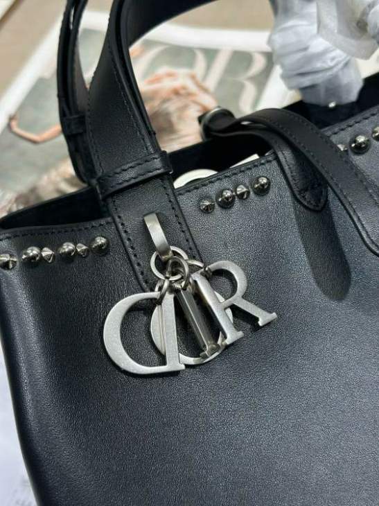 Picture of Dior Handbags _SKUfw238915544fw